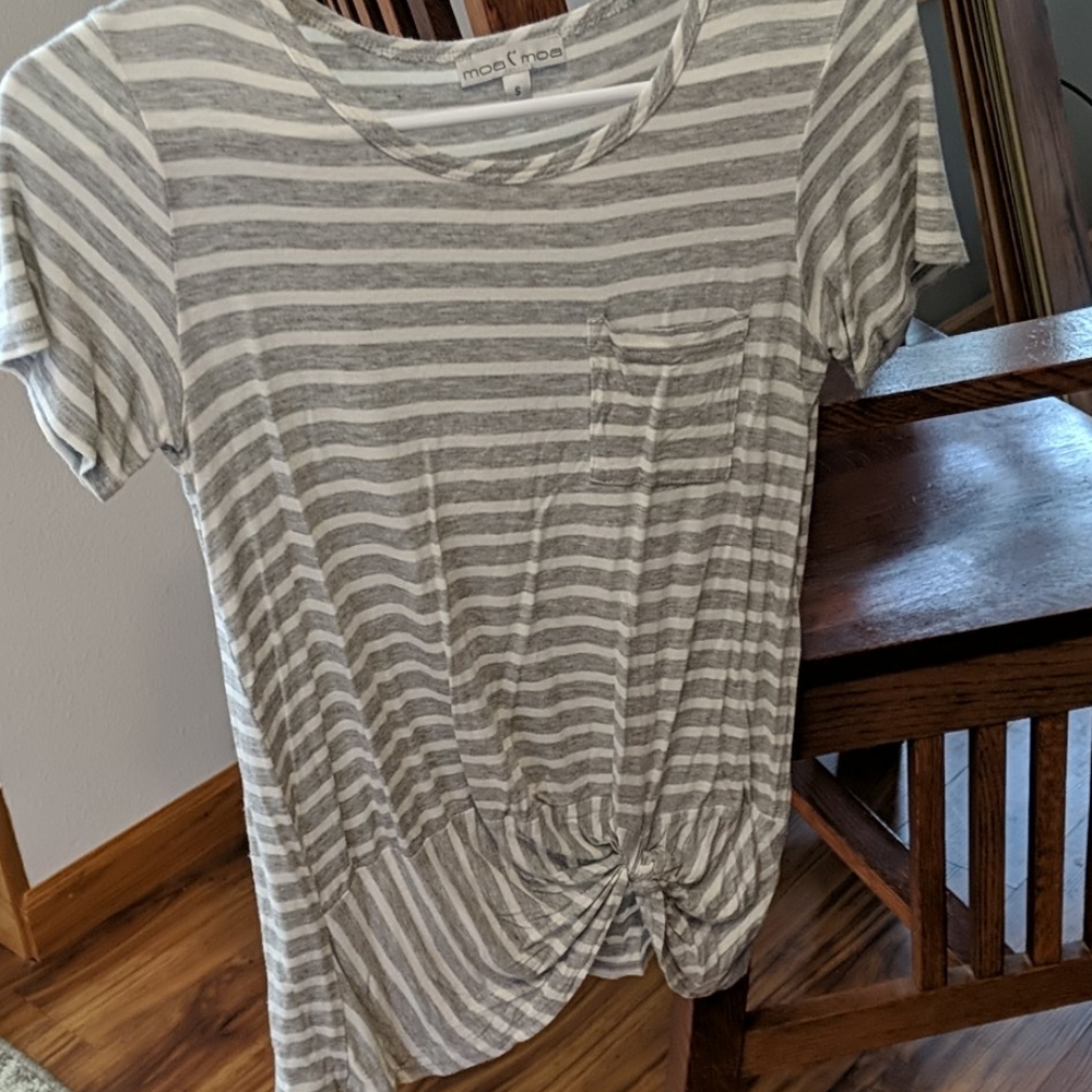 Cute stripped shirt